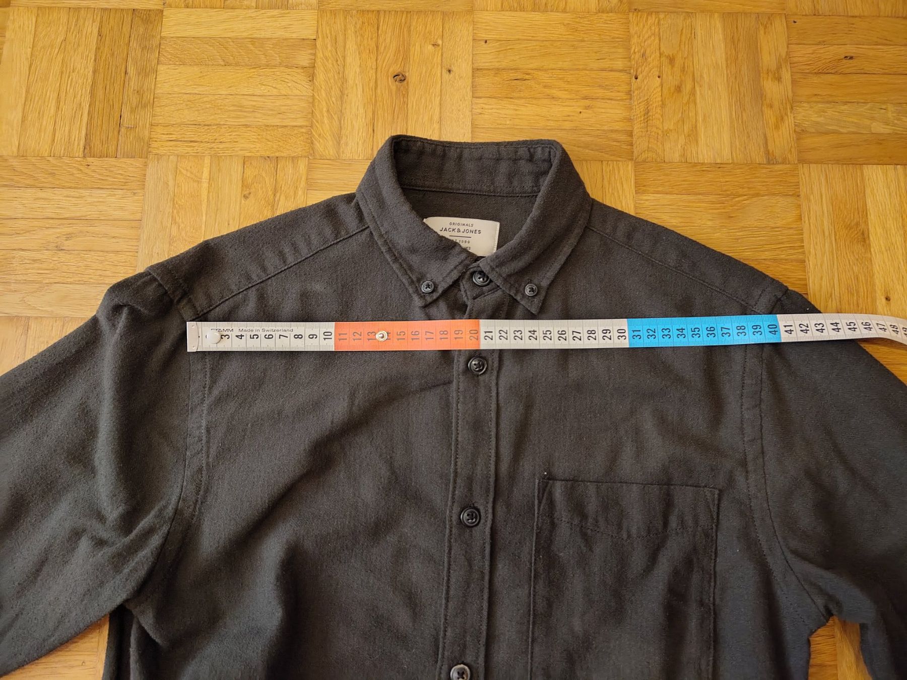 Camicie: Dickes Jack & Jones Hemd Grün – Usato da Rüedisbach venduto da Minduck 1