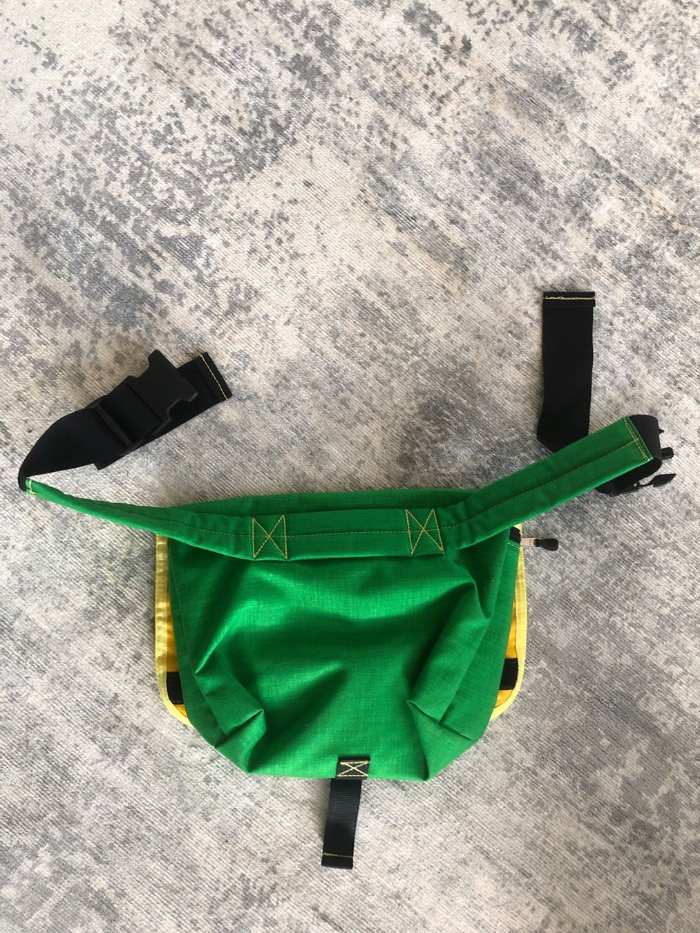 Sacs: Bagaboo Hüfttragetasche – D'occasion à Zürich par spiidpta 1