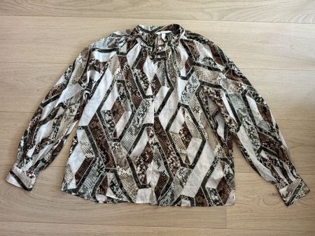 Blouse chemise légère taille EUR 38 M motifs effet serpent