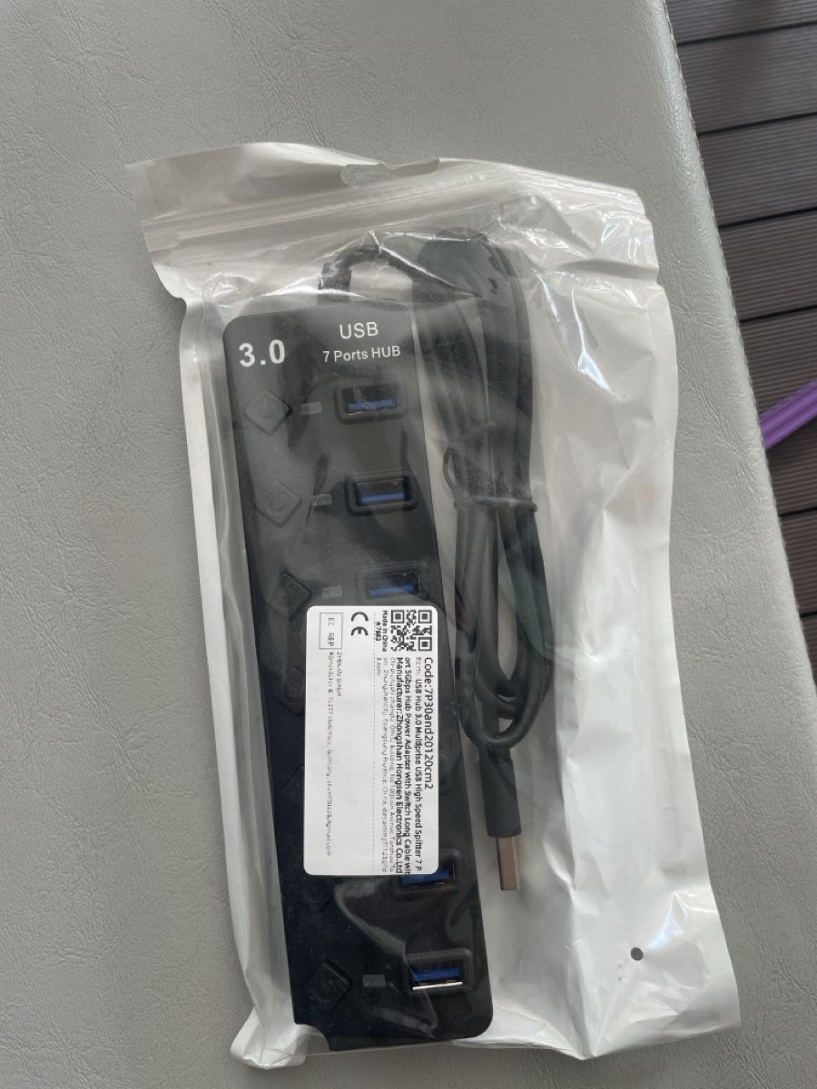 Hubs & Switches: USB 3.0 7 Ports HUB Netzteil – Neu (gemäss Beschreibung) aus Galgenen von Ra22