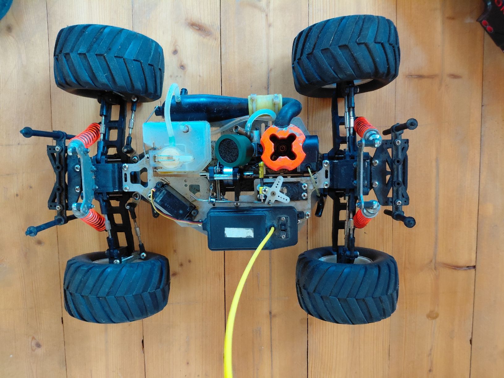 RC Modellbau: RC Nitro Car – Gebraucht aus Sax von Ueli1995 1