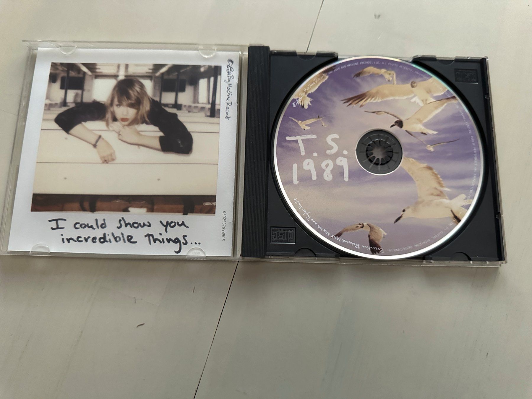 CDs: TAYLOR SWIFT tolle 1989 CD Kult Dance Pop Millenium – D'occasion à Basel par Partridge 1