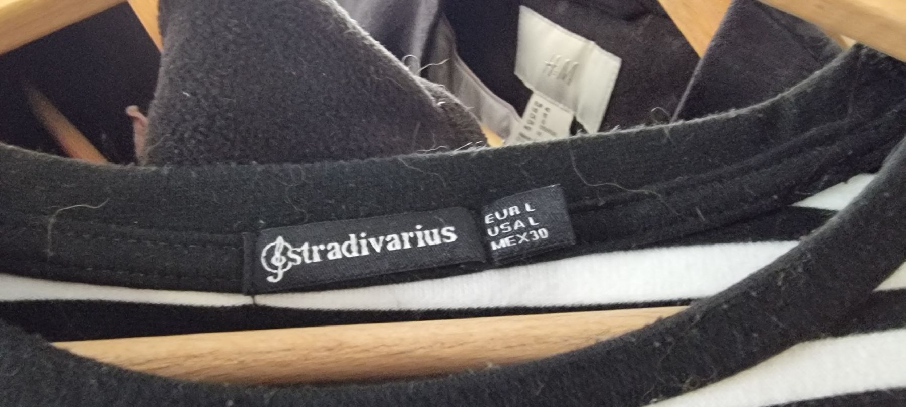 Stradivarius Pullover & Sweatshirts: Stradivarius Pullover Grösse L – Gebraucht aus Rupperswil von greenangel4 2