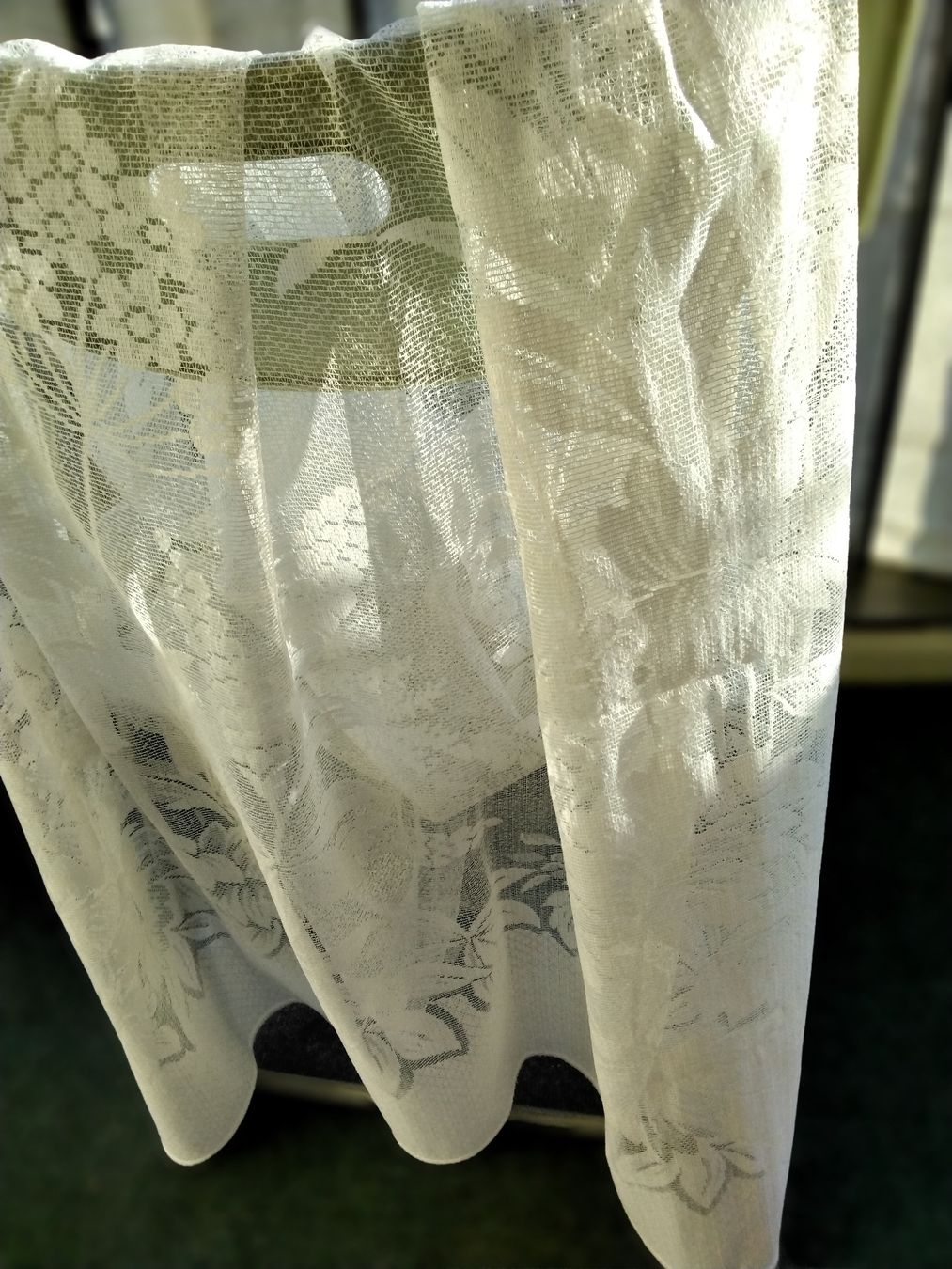 Tende: VORHANG WEISS 115 X 215 CM – Usato da Biel/Bienne venduto da dasi3 1