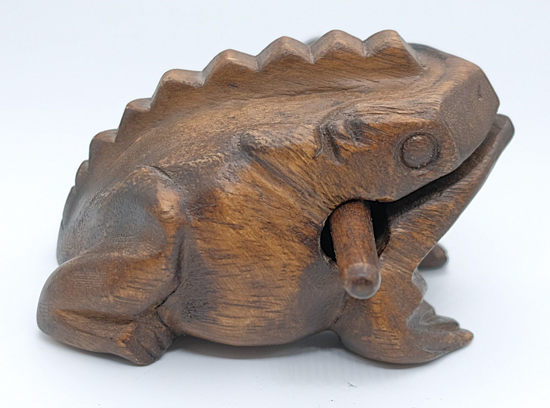 Musikinstrumente: Hölzerner Klangfrosch / Guiro – Gebraucht aus Volketswil von brockipfannenstil 4