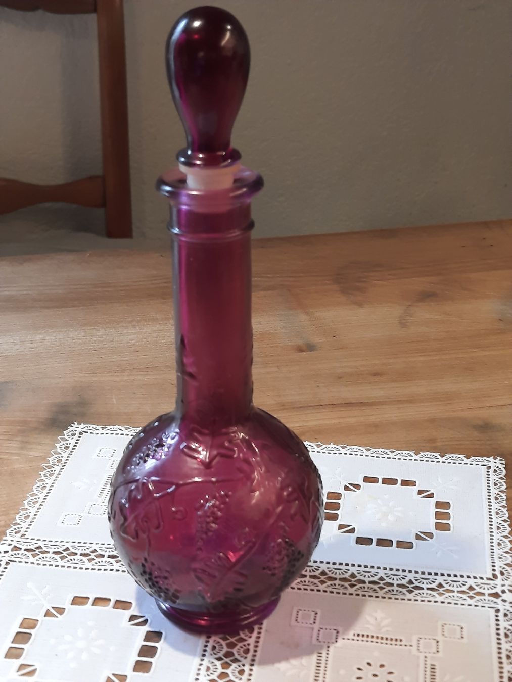 Tutte le decorazioni: violettes Fläschli mit Zapfen – Usato da Busswil BE venduto da balu37