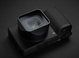 Ricoh GR IV Squarehood and smallrig half case