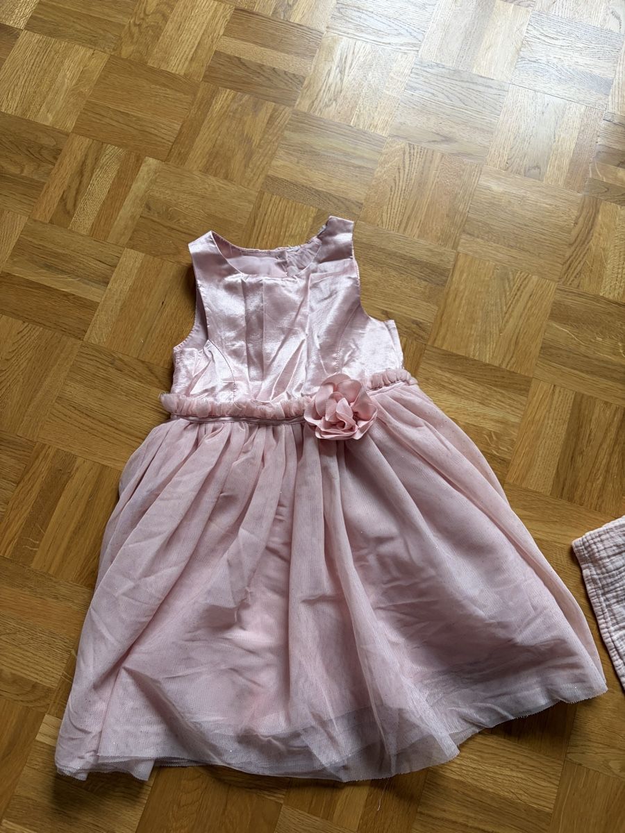 Kleider & Röcke: Robe cérémonie 98cm – Gebraucht aus Vuarrens von mja_jk7b