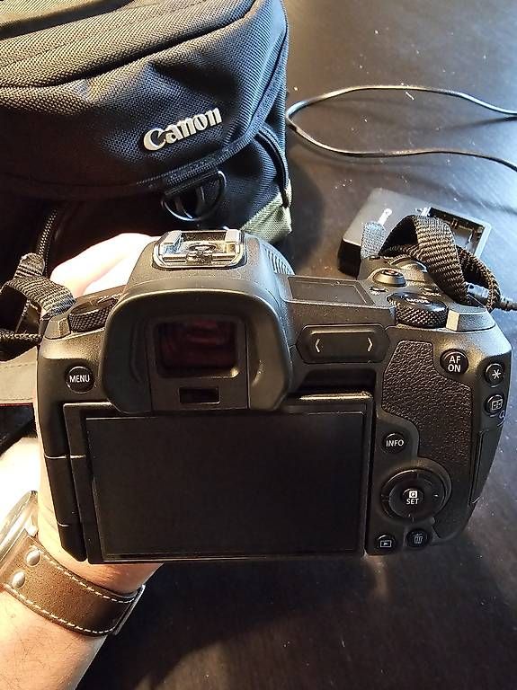 Canon Kamera: Canon EOS R Vollformat – Gebraucht aus Rudolfstetten von mar_dq26