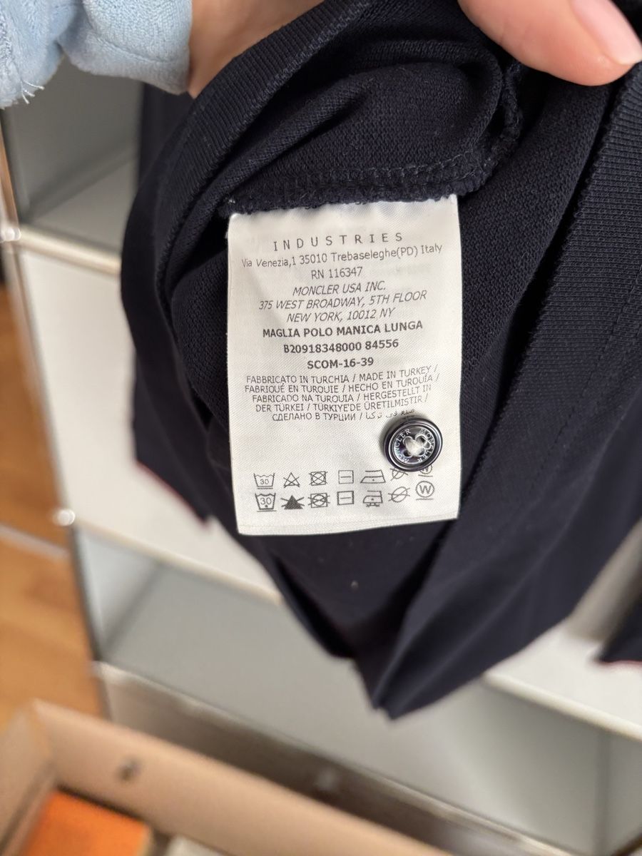 Moncler Magliette Polo: MONCLER Langarmpoloshirt – Nuovo (secondo la descrizione) da Zürich venduto da Lynnlouise 4