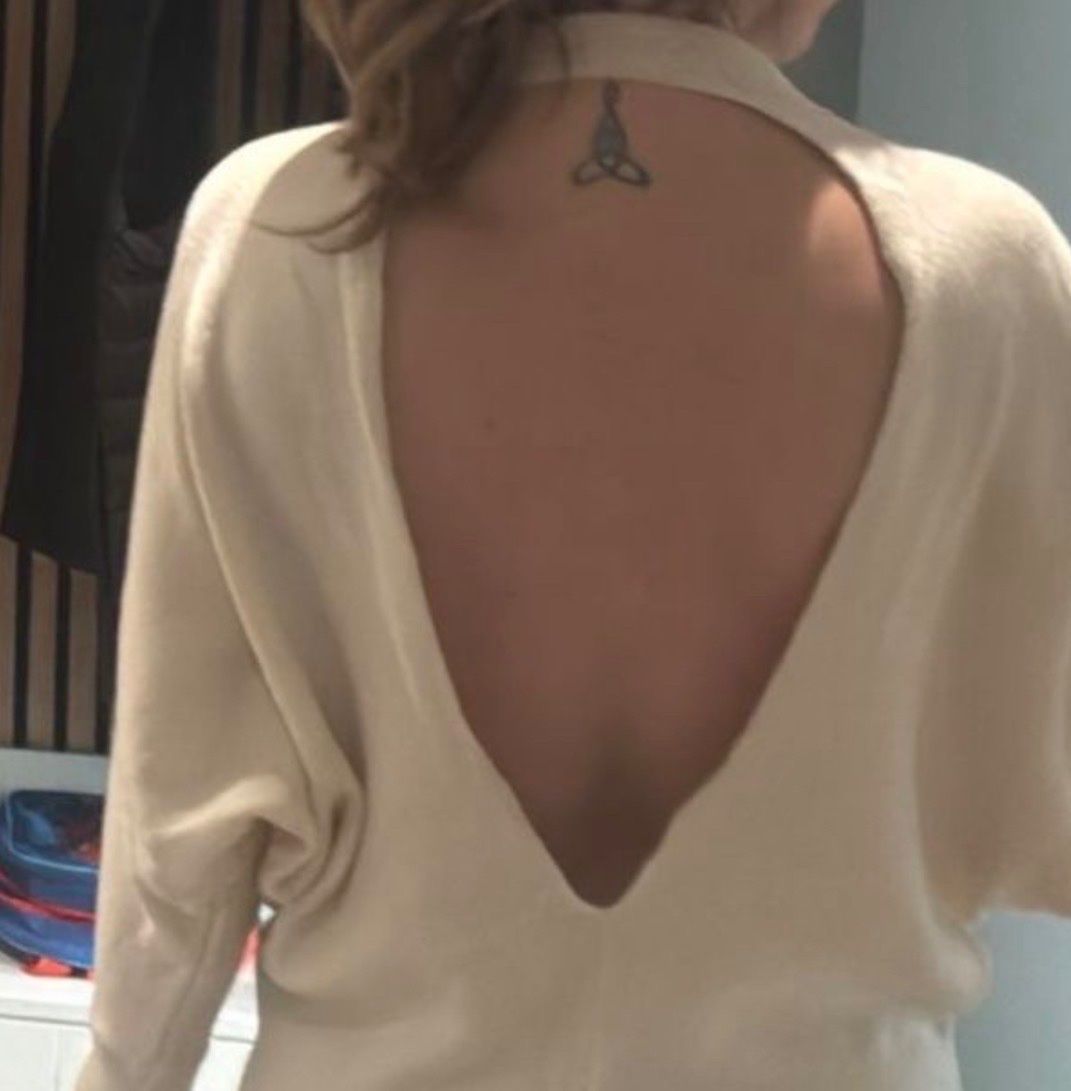 Maje Maglioni & Felpe: Open Back Cream Maje Dress / pull-over – Usato da Zürich venduto da maricampos 1