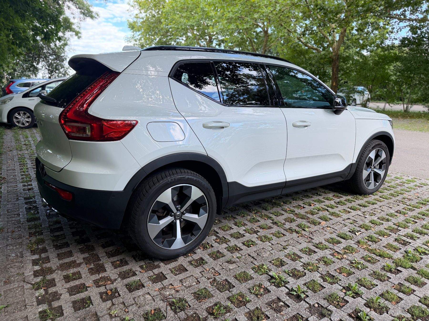 Volvo Automobili: Volvo XC40 B3 Plus Bright – Usato da Kriegstetten venduto da lat_j8gy 4