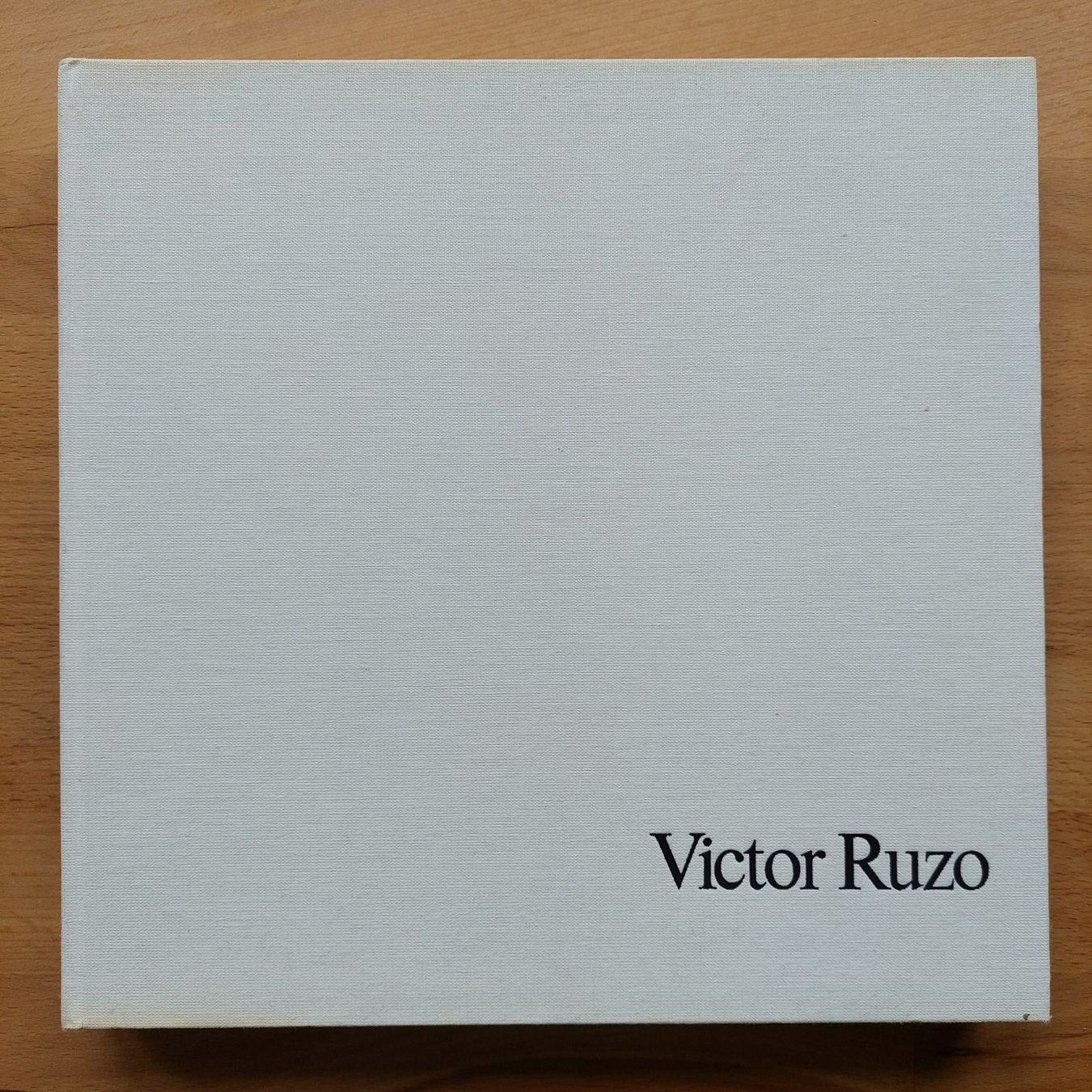 Bücher: Victor Ruzo - Hans Neuburg – Gebraucht aus Obfelden von Foto_Bild_Kunst_Buch