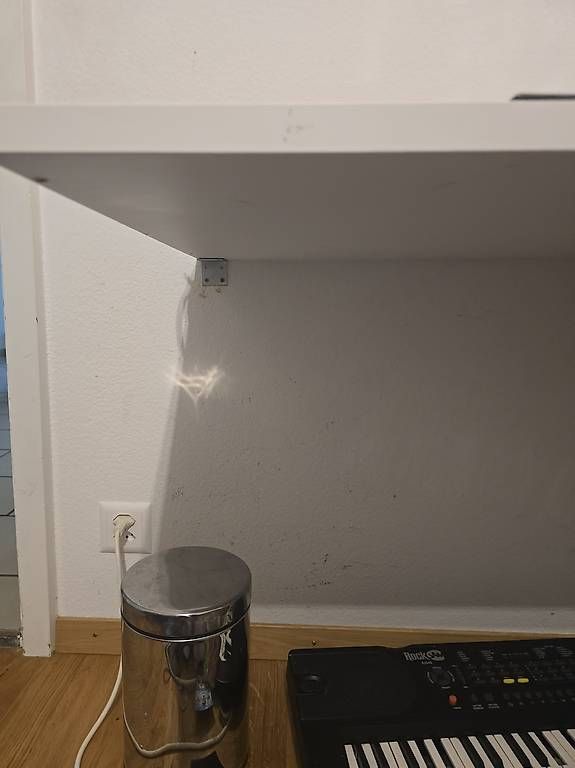 Bureaux: Schreibtisch für Kinder – D'occasion à Therwil par JosefinaV 4