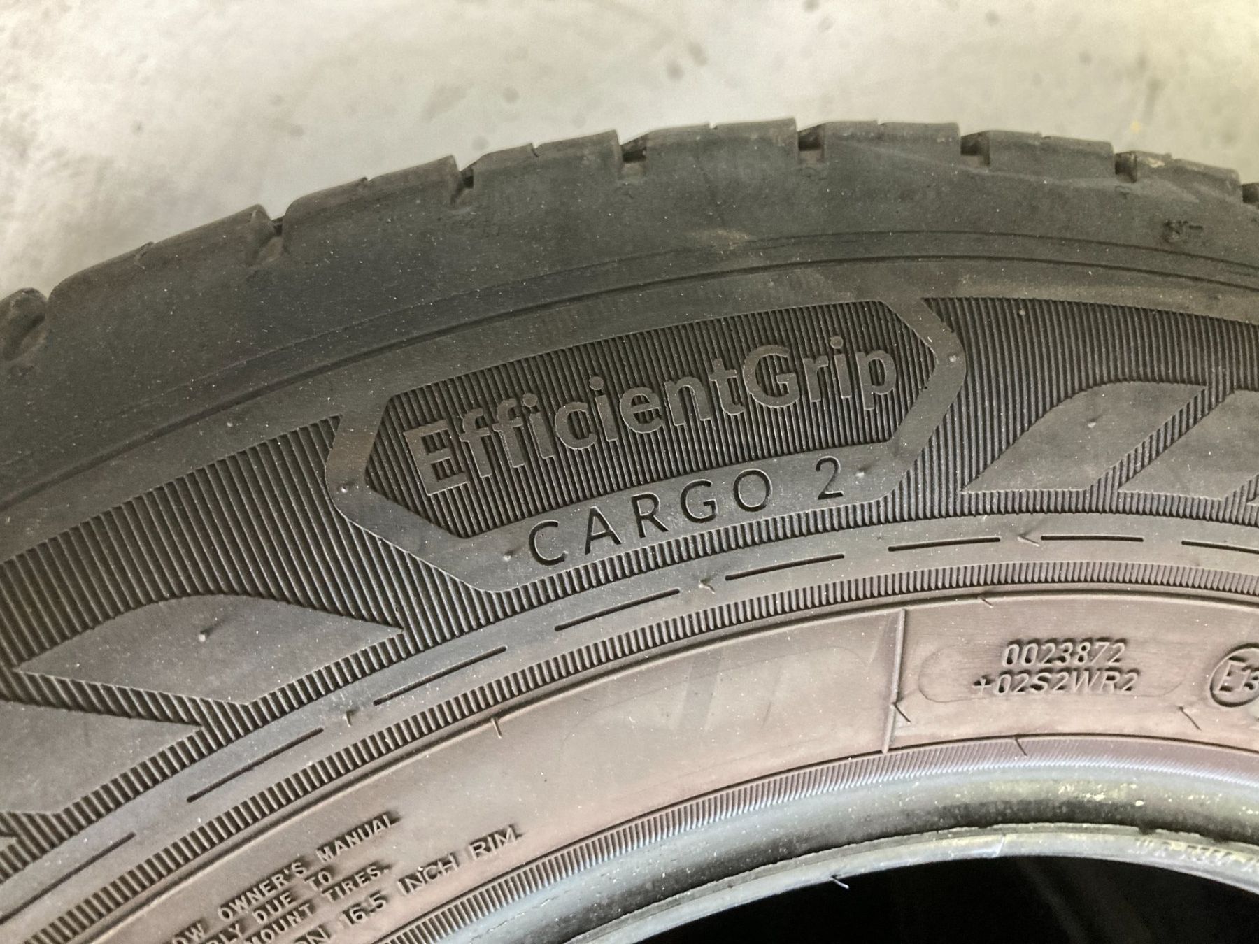 Continental Pneus & Kompletträder: 215/65R16 C Sommerpneu Good Year – Neu (gemäss Beschreibung) aus Cham von WB2223 3