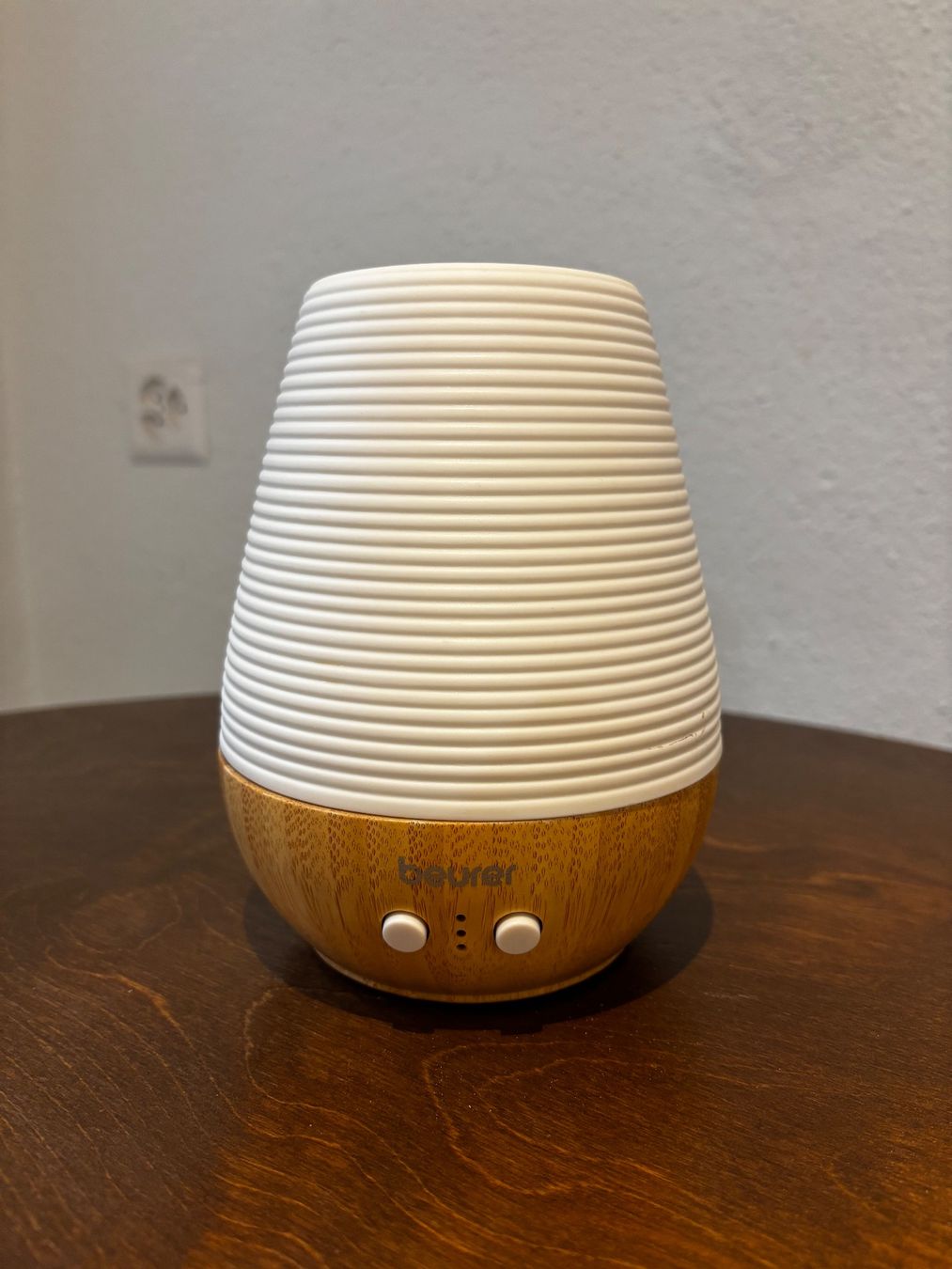 Beurer Diffusori di oli essenziali: Beurer Aroma Diffuser, Luftbefeuchter, Top Zustand! – Usato da Zürich venduto da len_c58x 1