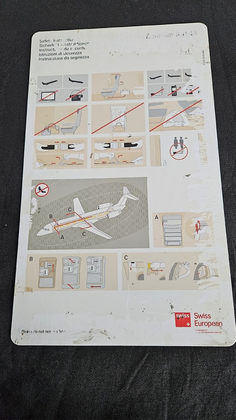 Cartoline: Embraer RJ145 Safety instruction Card – Usato da Ettingen venduto da samiba 2