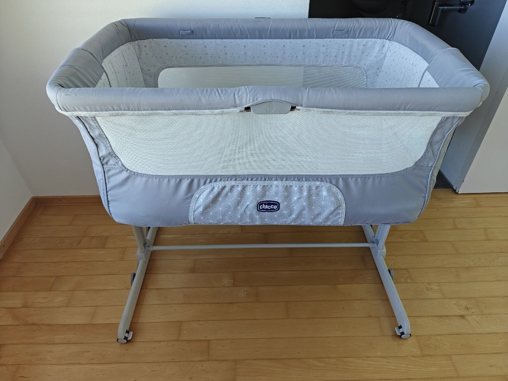 Chicco Wiegen & Stubenwagen: Chicco Next2Me – Gebraucht aus Steinhausen von Olga.S
