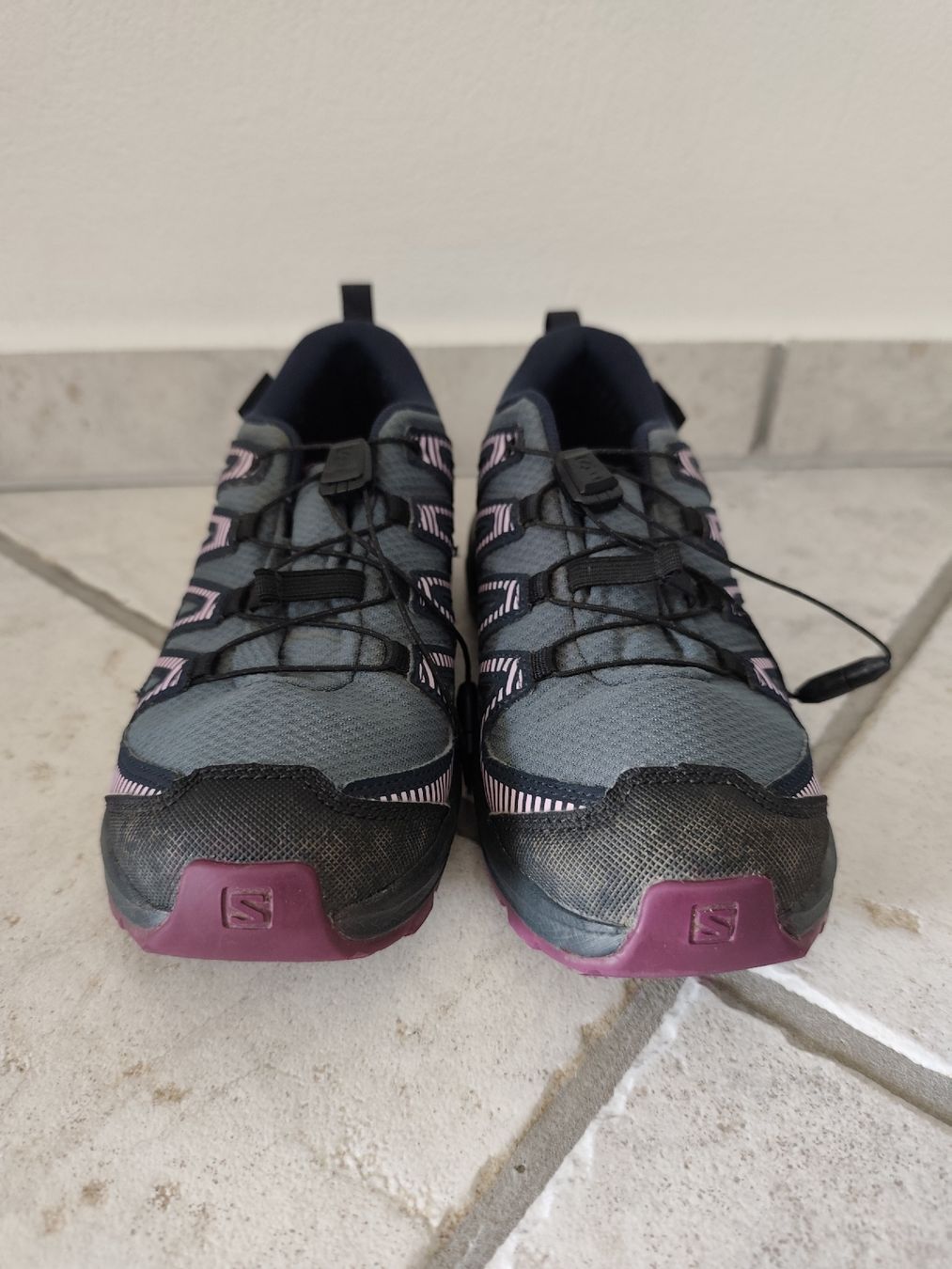 Scarpe per ragazze: SALOMON TREKKING SCHUHE  – Usato da Chur venduto da Rodanisa 1
