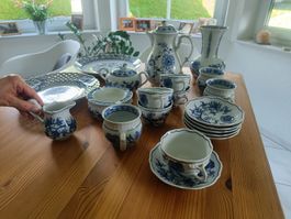Kaffeeservice aus tschechischem Porzellan,so wie abgebildet