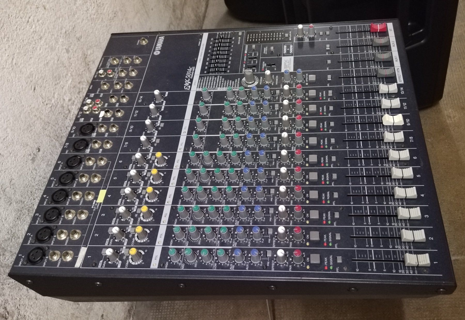 Yamaha Console di mixaggio: Table amplifié Yamaha EMX5014c – Usato da Vevey venduto da Djporradao 2
