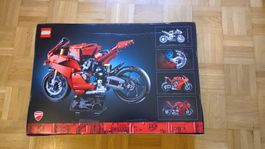 Lego Ducati Panigale V4 S - 42202