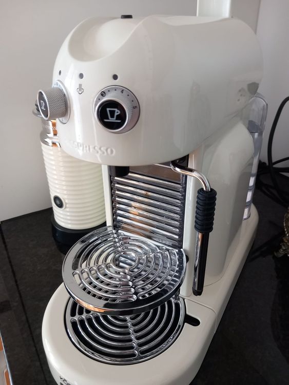 Nespresso Maestrea (Gebraucht) in Aegerten für CHF 140 – nur Abholung ...