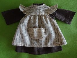 Puppenkleid 2teilig. Rock braun, Schürze. Für 40cm Puppe.