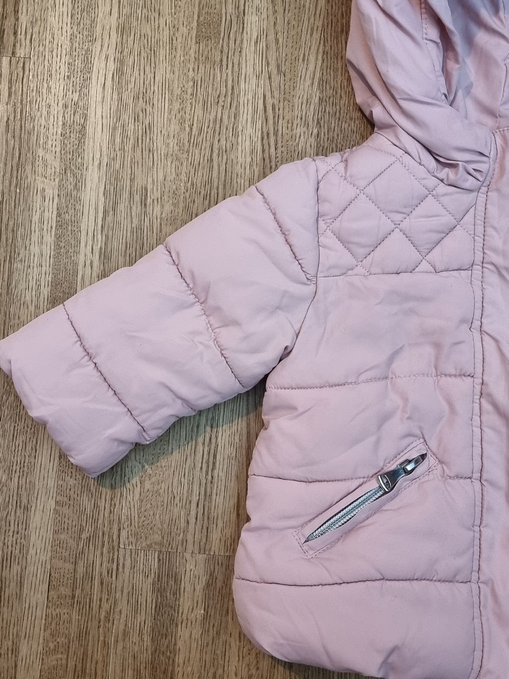 Zara Giacche & Cappotti: Winterjacke Mädchen, Gr. 68 - 043 – Usato da Zürich venduto da cweber 2
