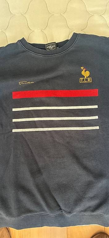 Pullover & Sweatshirts: Tealer pull taille L  – Gebraucht aus Geneve von tom_d7f8 1