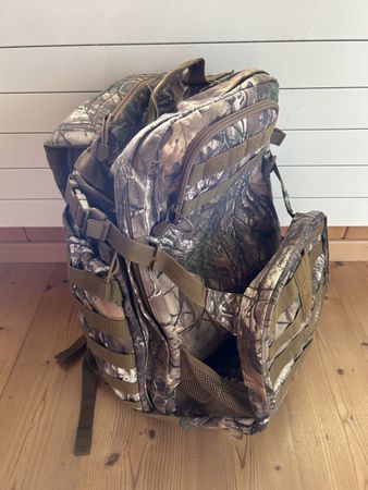 Wanderrucksack Tarnmuster, geräumig, robust