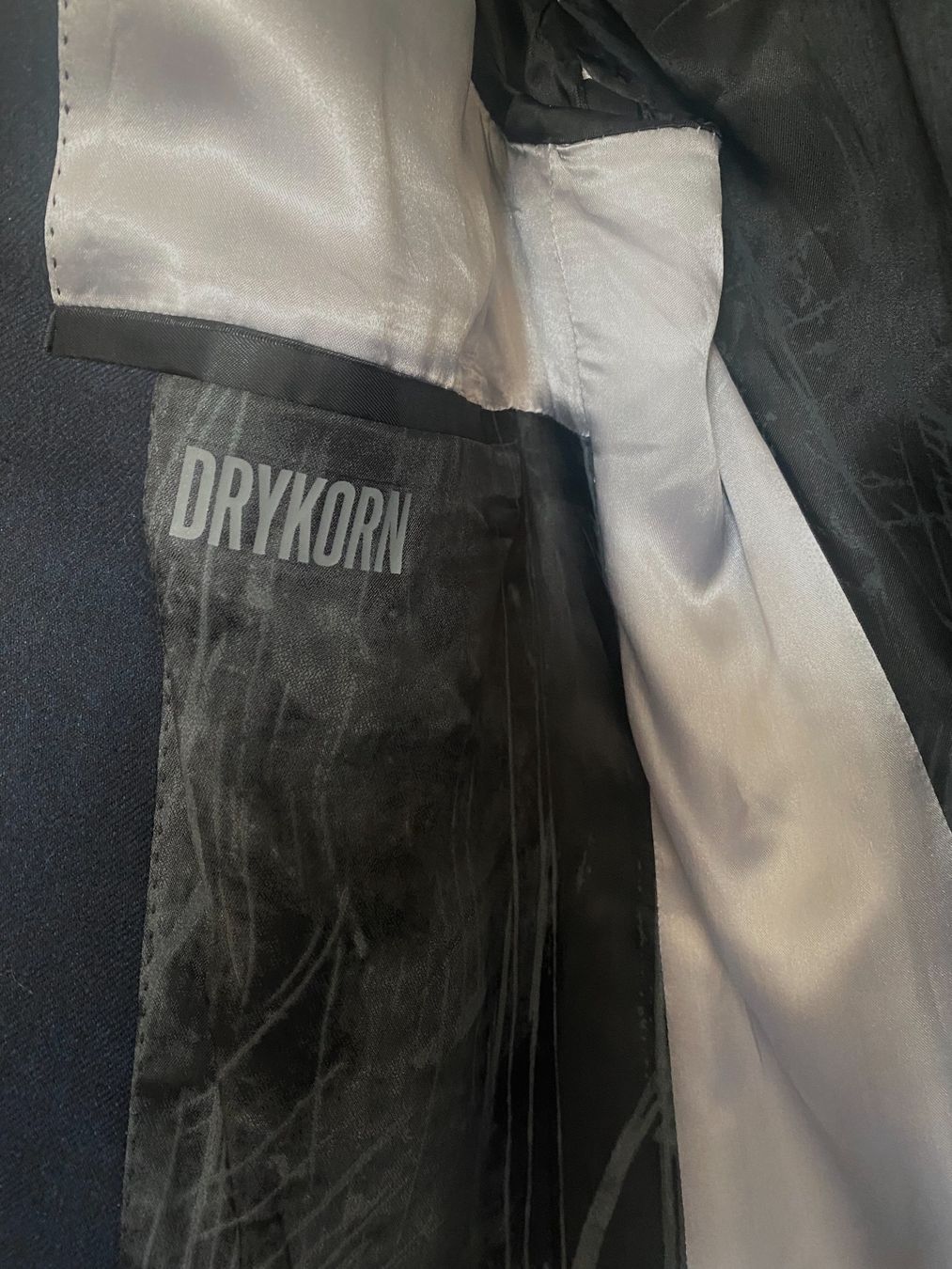 Drykorn Vestes: DRYCORN dark blue jacket – D'occasion à Zürich par daria_m 1