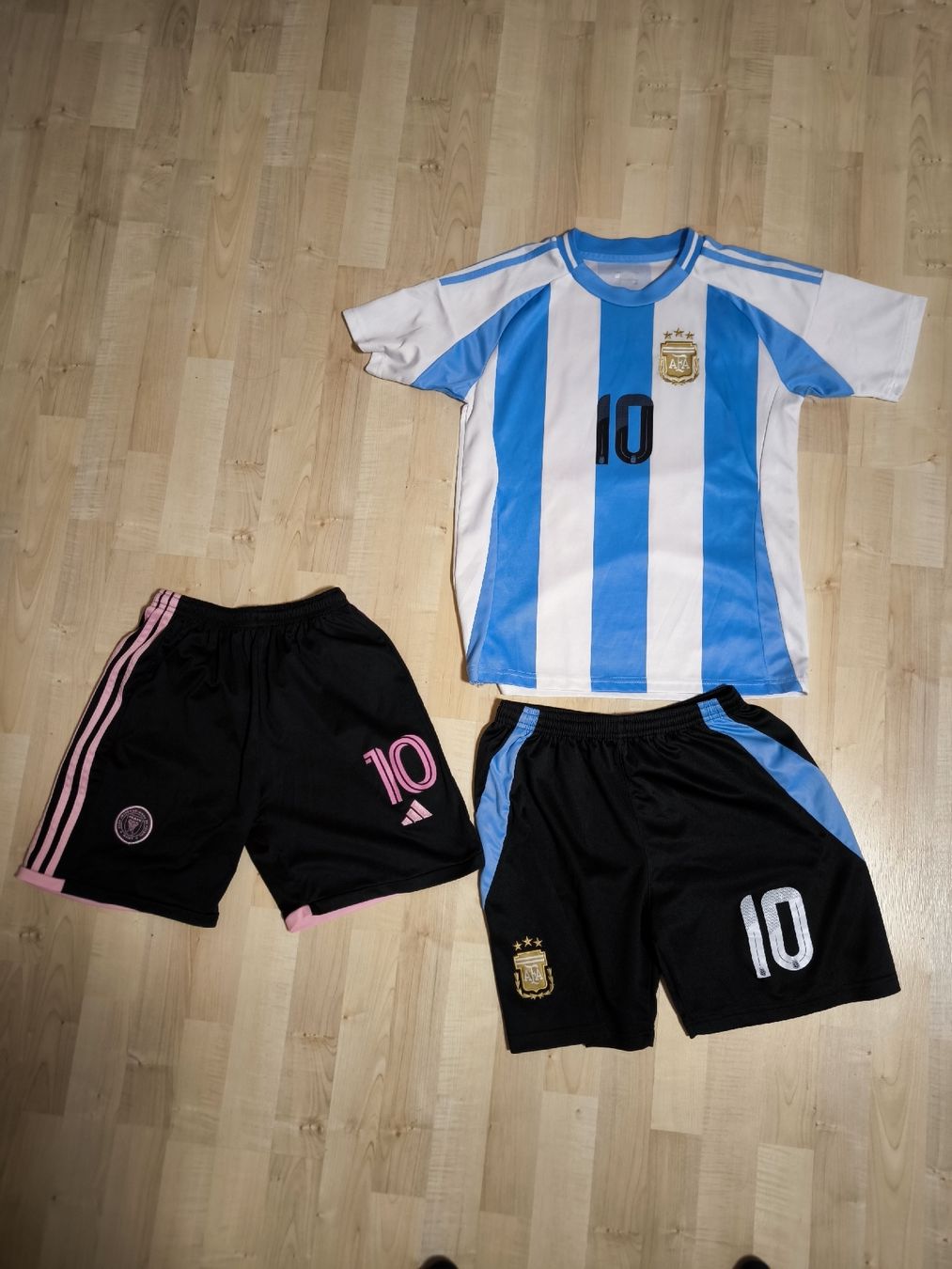 Trainer, Turnhosen & -trikots: Messi-Trikot mit Hose – Gebraucht aus Othmarsingen von Othm13 2