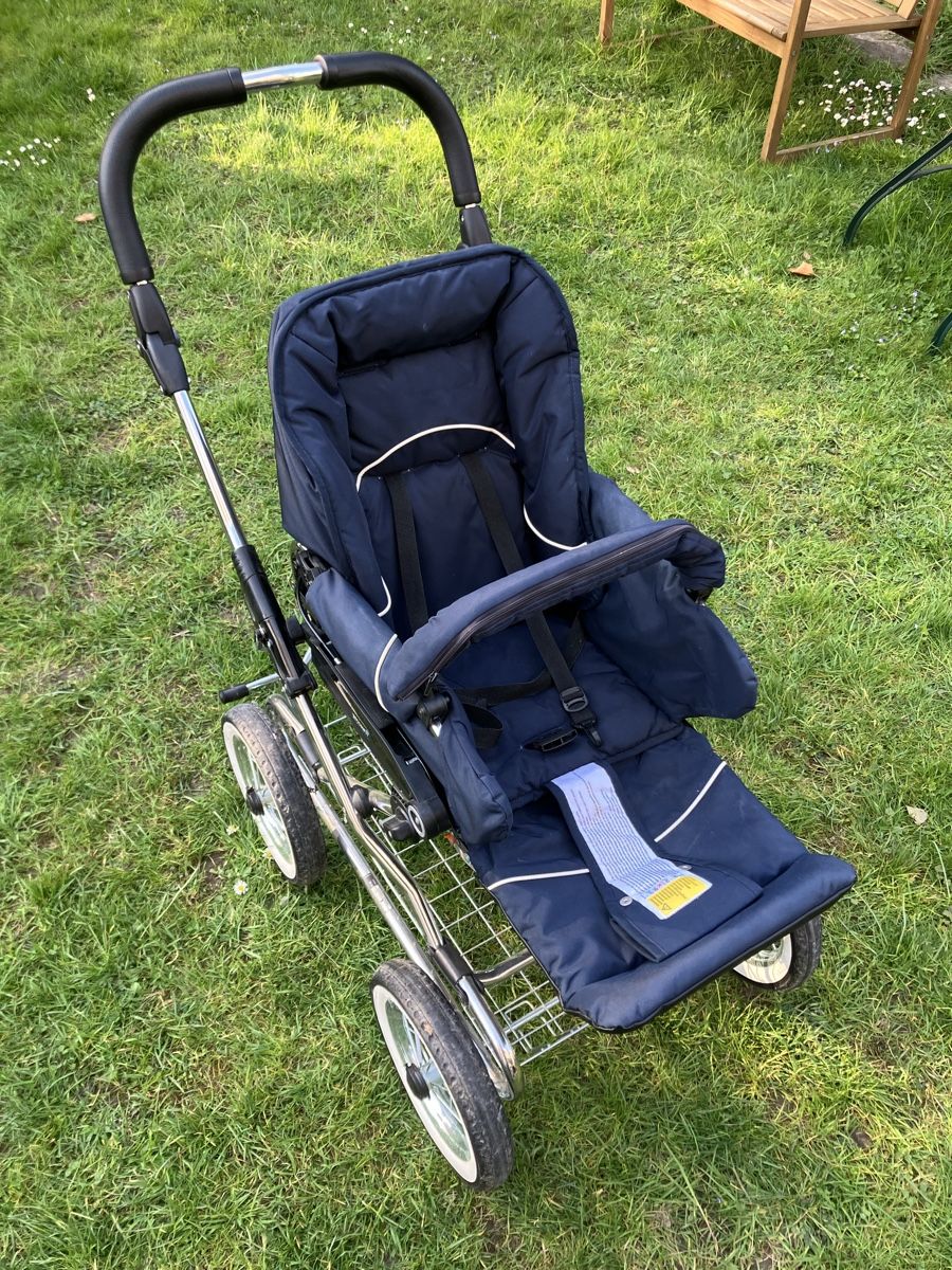 Emmaljunga Carrozzine: Emmaljunga Kinderwagen  – Usato da Basel venduto da inf_j7qw 3