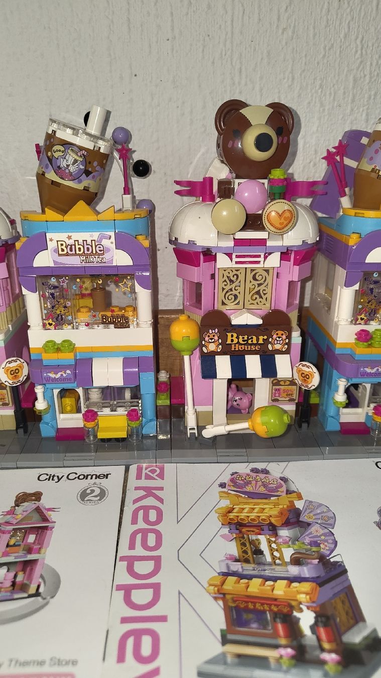 Kit di costruzioni: Keeppley City Corner Building Blocks 8 Sets  – Usato da Glattbrugg venduto da har_jgc7 4