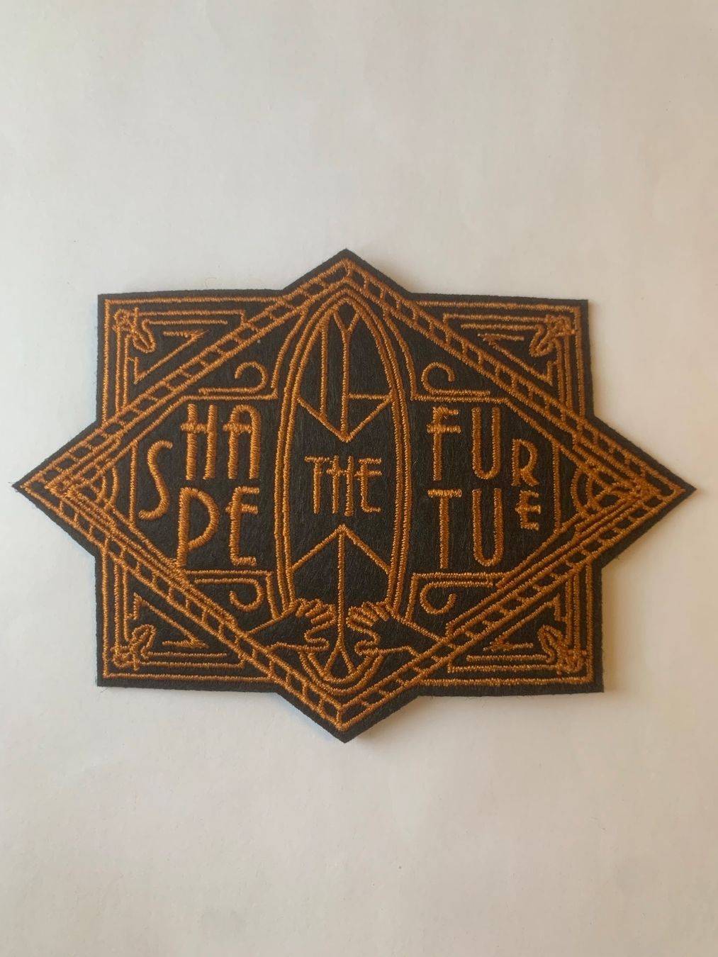 Insignes: Shape The Future / Surf Badge / Aufnäher – Neuf avec emballage d'origine à Ostermundigen par Mcone