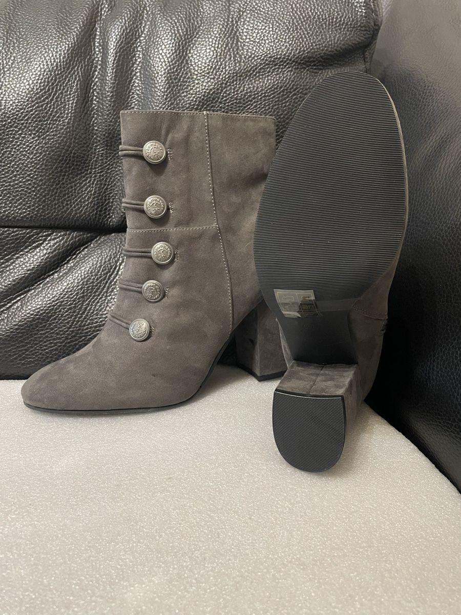 Scarpe da donna: Bottines La Strada grises à talons hauts, pointure 41, Neuve – Nuovo e nell'imballaggio originale da Carouge GE venduto da ynj_8ndx 2