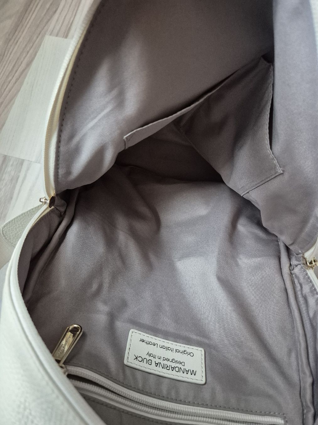 Mandarina Duck Zaini: NEUER Mandarina Duck RS – Nuovo (secondo la descrizione) da Unteriberg venduto da VOI_69 4