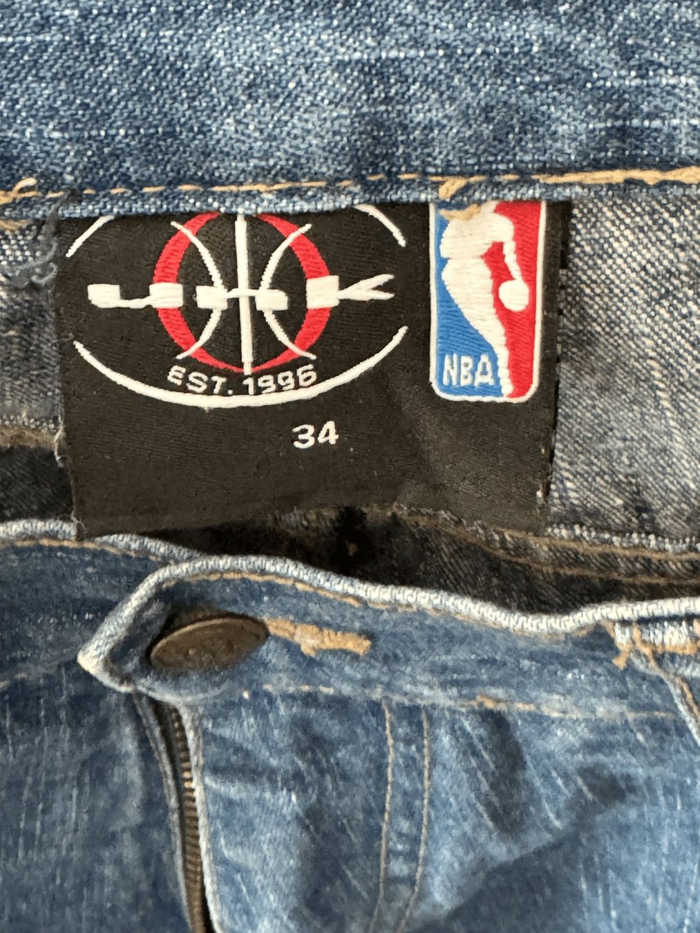 Jeans: NBA Basketball Hosen – Usato da Wilen b. Wollerau venduto da Dominik8832 3