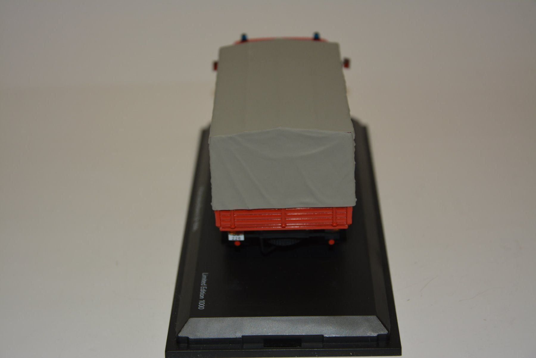 Mercedes-Benz Modellini d'auto: Mercedes-Benz LP 608 Pritsche/Plane 1:43 – Nuovo e nell'imballaggio originale da Goldach venduto da Feivel9 7