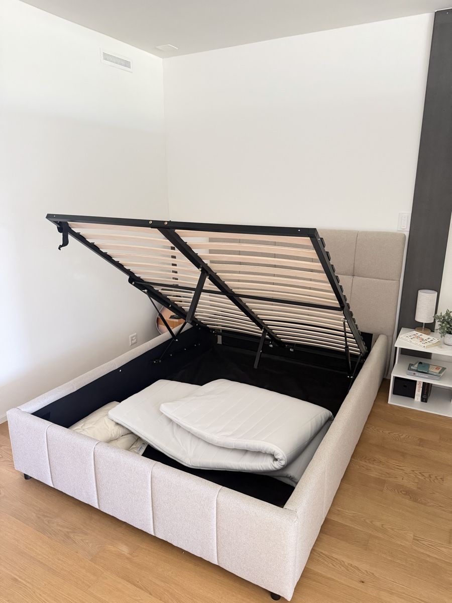 Jysk Letti: Jysk Doppelbett mit Stauraum – Nuovo (secondo la descrizione) da Baden venduto da ale_j22r 1