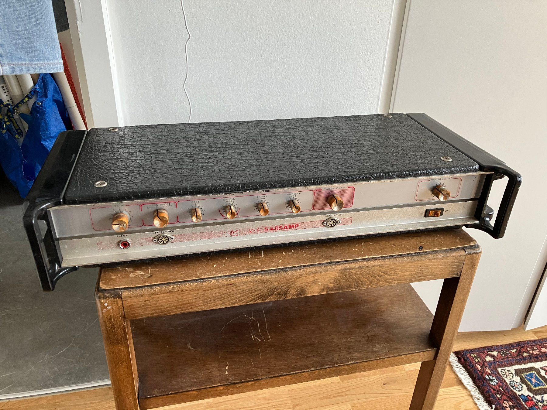 Amplificatori: HH Electronic V-S Bassamp 100 – Usato da Biel / Bienne venduto da Aprad 2