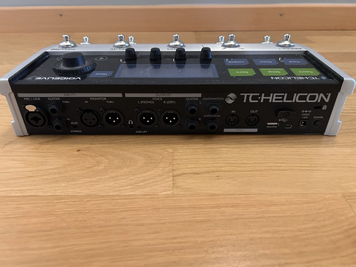 Strumenti musicali: TC Helicon VoiceLive3 – Usato da St. Gallen venduto da nic_p96r 2
