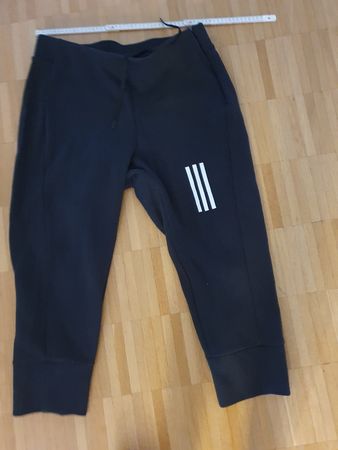 Adidas Trainingshose, Dreiviertel