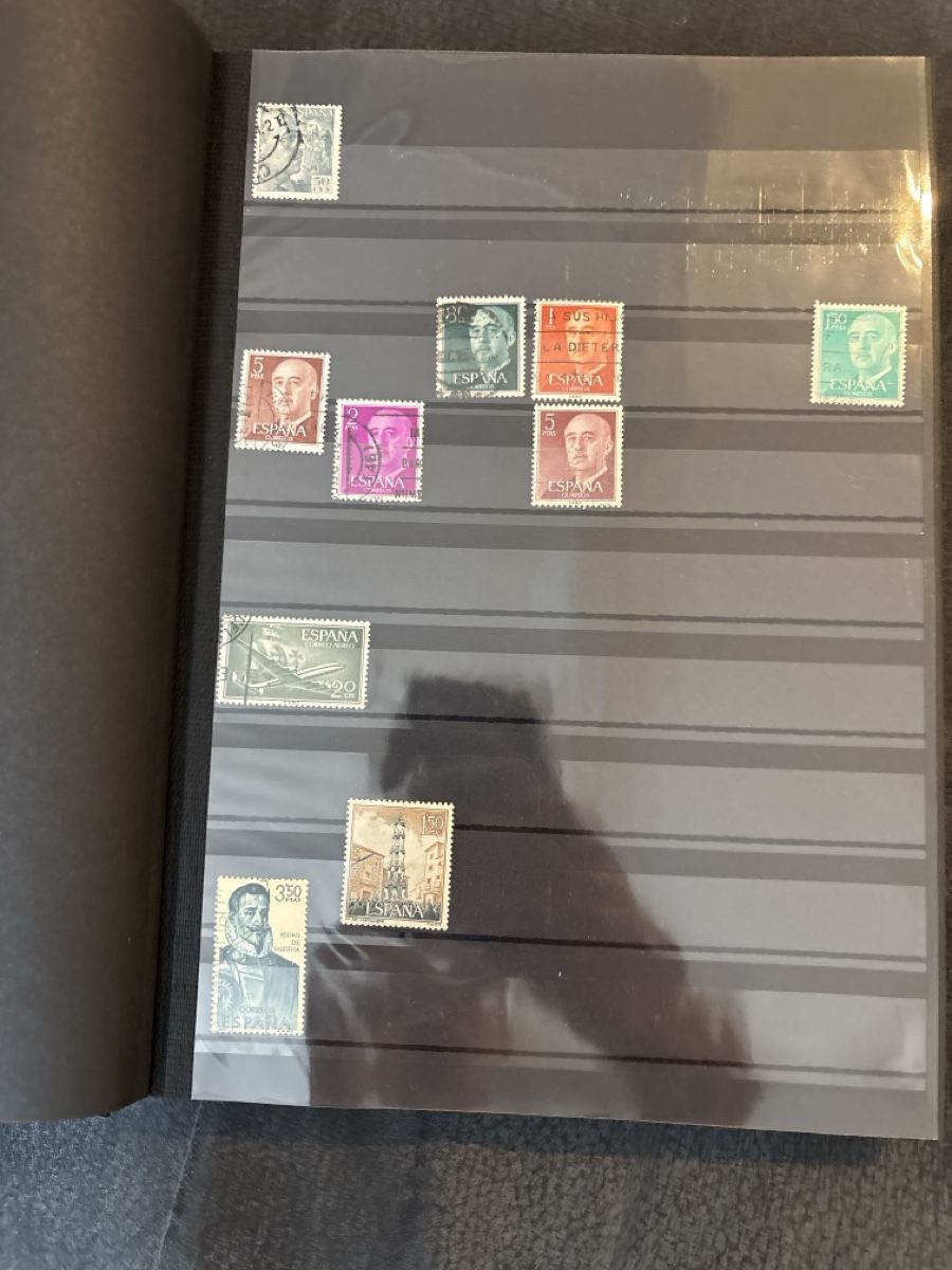 Tutti i francobolli: Album de Timbres – Usato da Carouge GE venduto da irma016 1