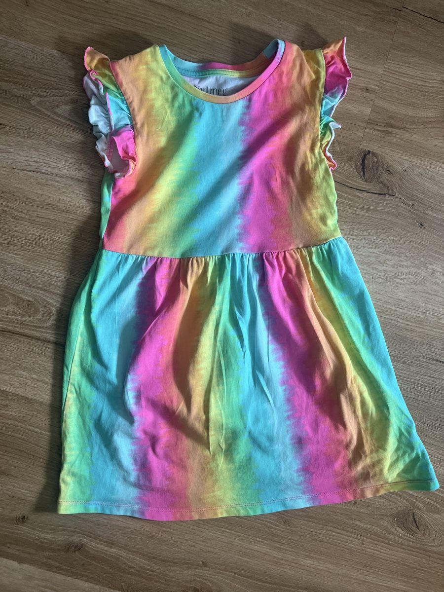 Vestiti & Gonne: Children Dresses, 4-5 years  – Usato da Dettighofen Lengw. venduto da tie_l2d7 1