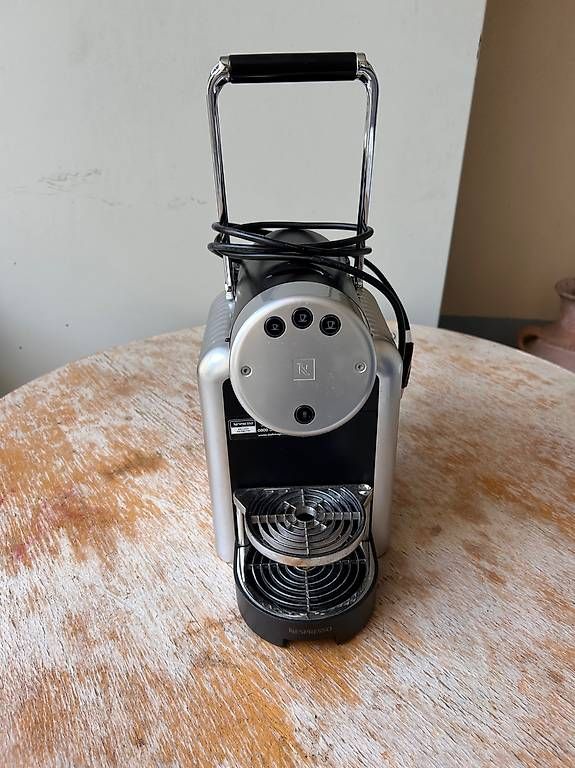 Kaffeemaschinen & Espressomaschinen: Macchina da caffè Nespresso – Gebraucht aus Cureglia von jka_qv7j 3