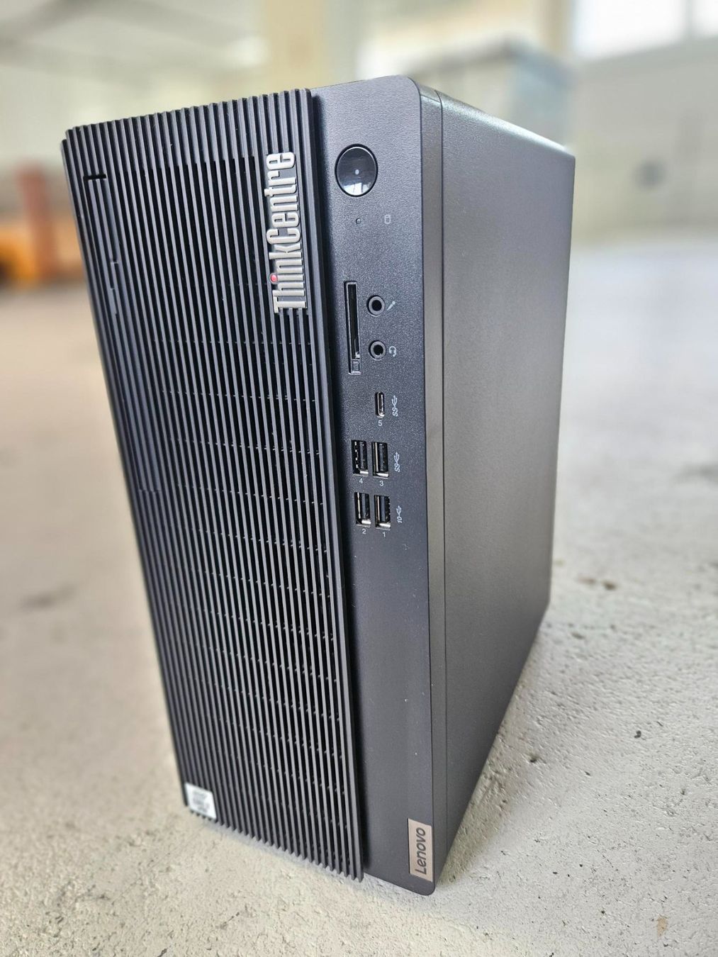 Lenovo PCs: ThinkCentre M80t – D'occasion à Schwanden GL par Trailworks-AG