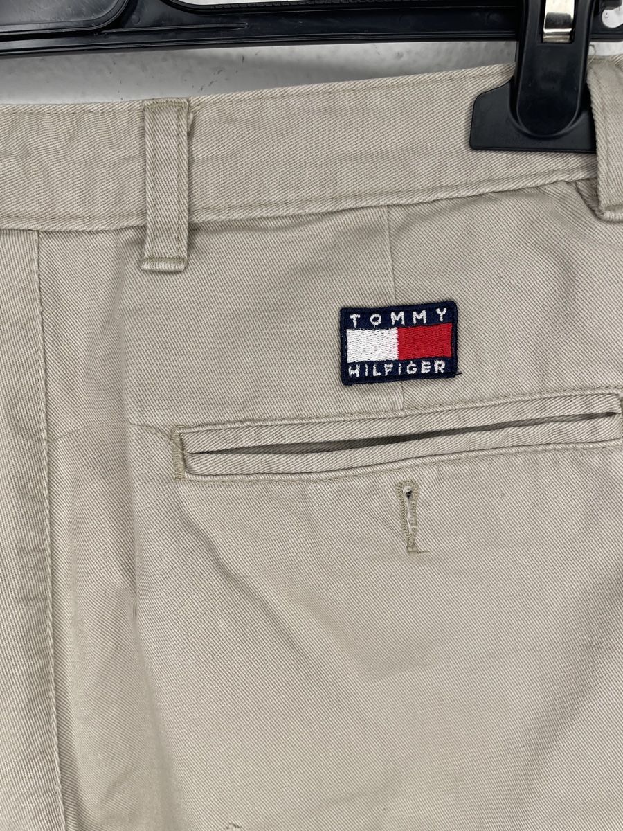 Tommy Hilfiger Pantaloni: Shorts Tommy Halfiger – Usato da Capolago venduto da LA.BOTTEGA 2