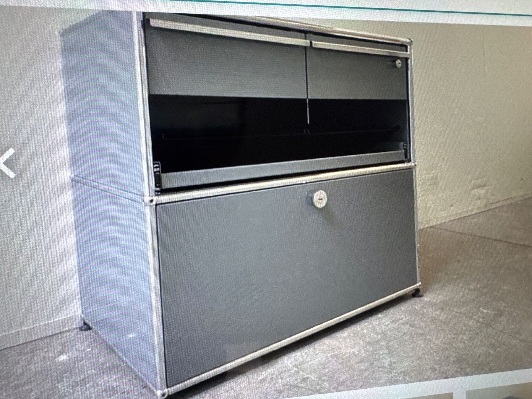 USM Cassettiere: USM Sideboard Rot Lieferung Gratis – Usato da Thun venduto da Thuno6 7